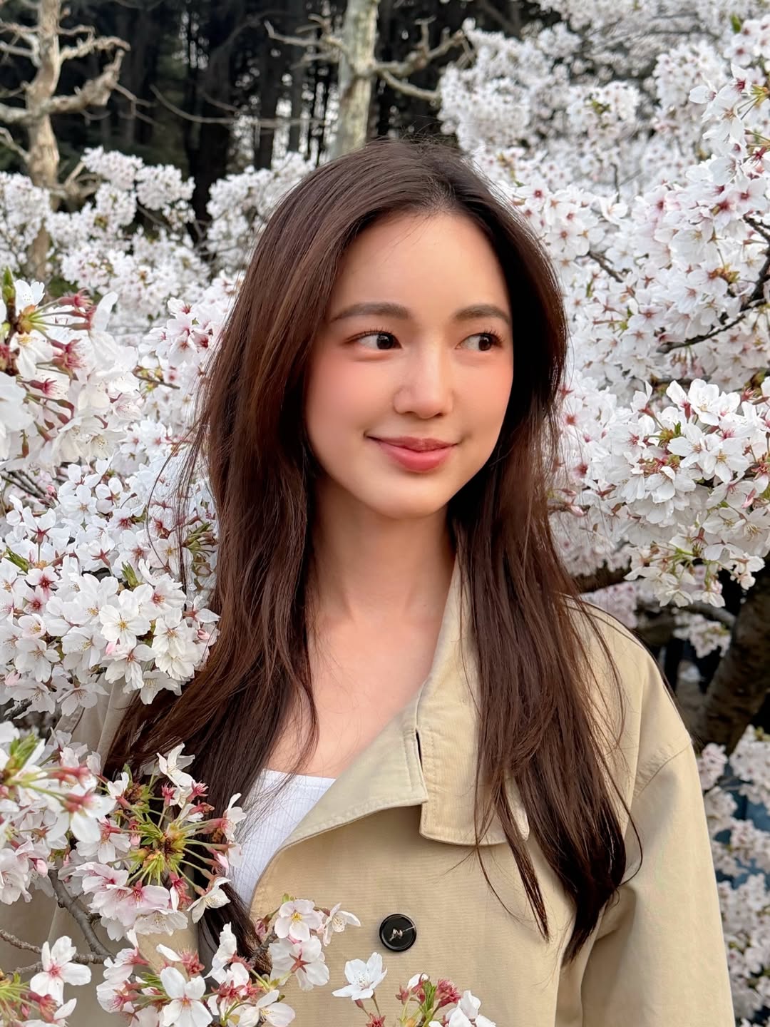 บัว - นลินทิพย์ สกุลอ่องอำไพ