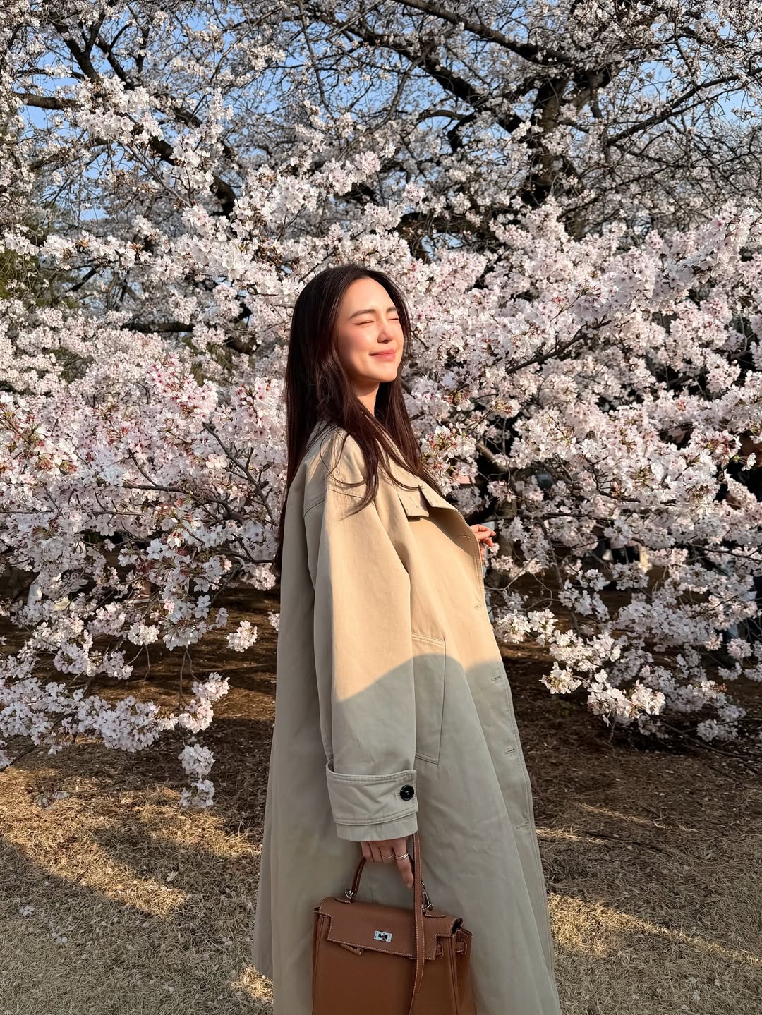 บัว - นลินทิพย์ สกุลอ่องอำไพ