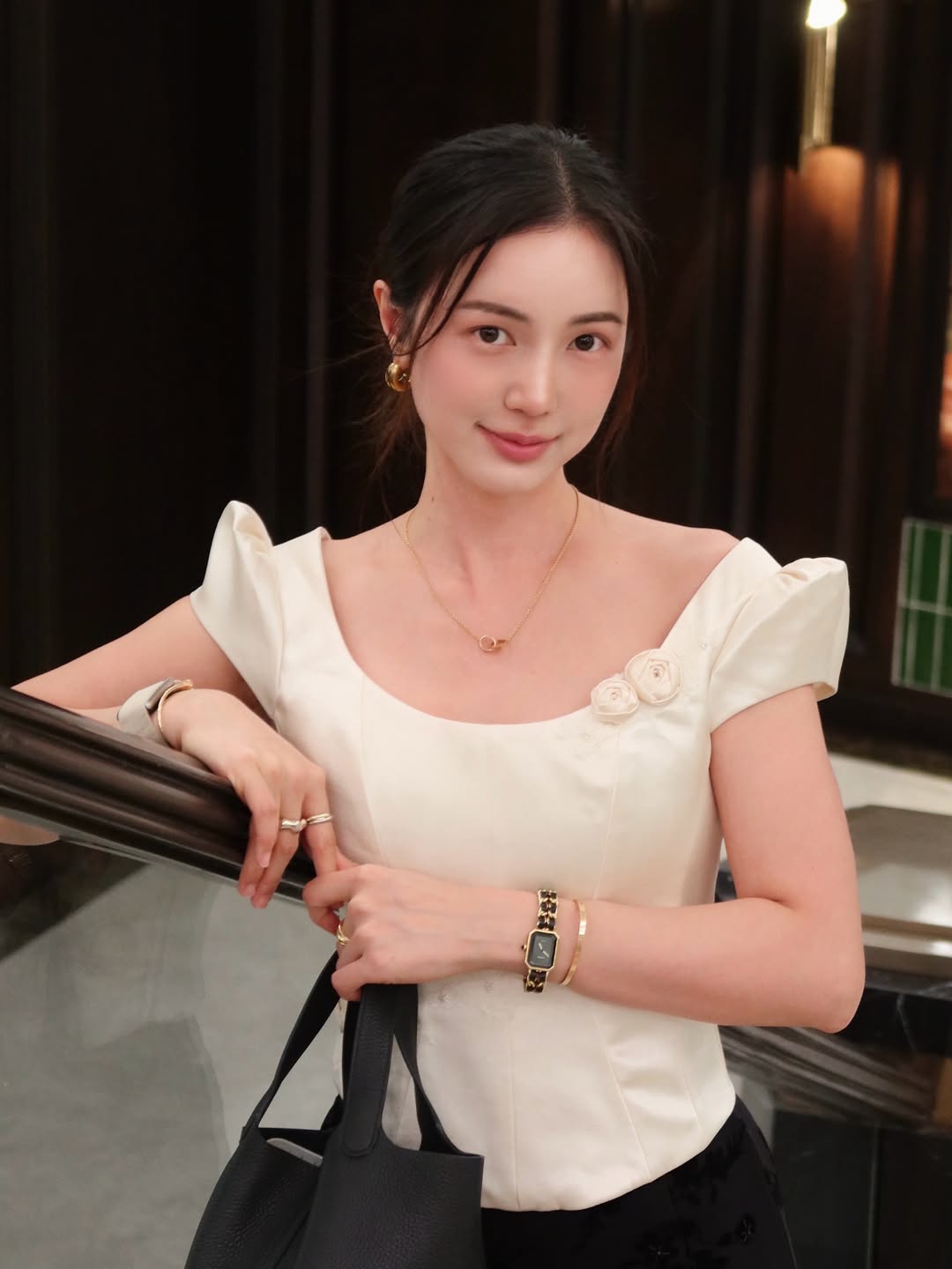 บัว - นลินทิพย์ สกุลอ่องอำไพ