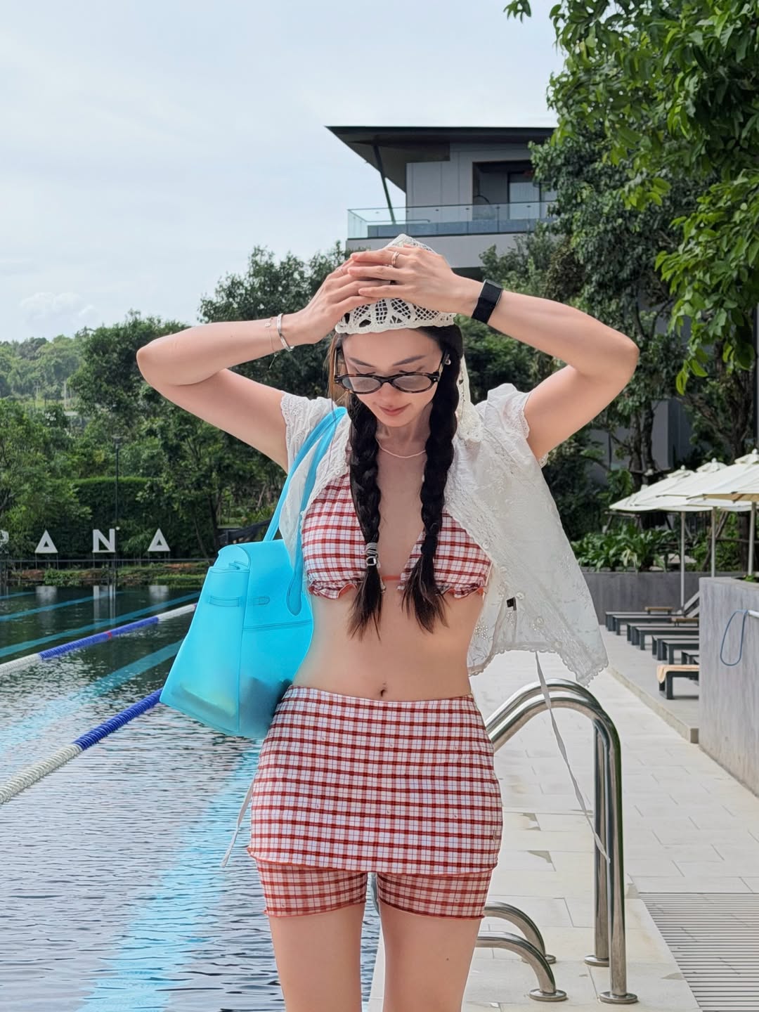 บัว - นลินทิพย์ สกุลอ่องอำไพ