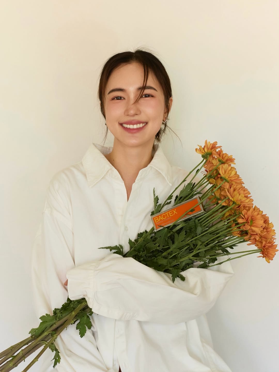 บัว - นลินทิพย์ สกุลอ่องอำไพ