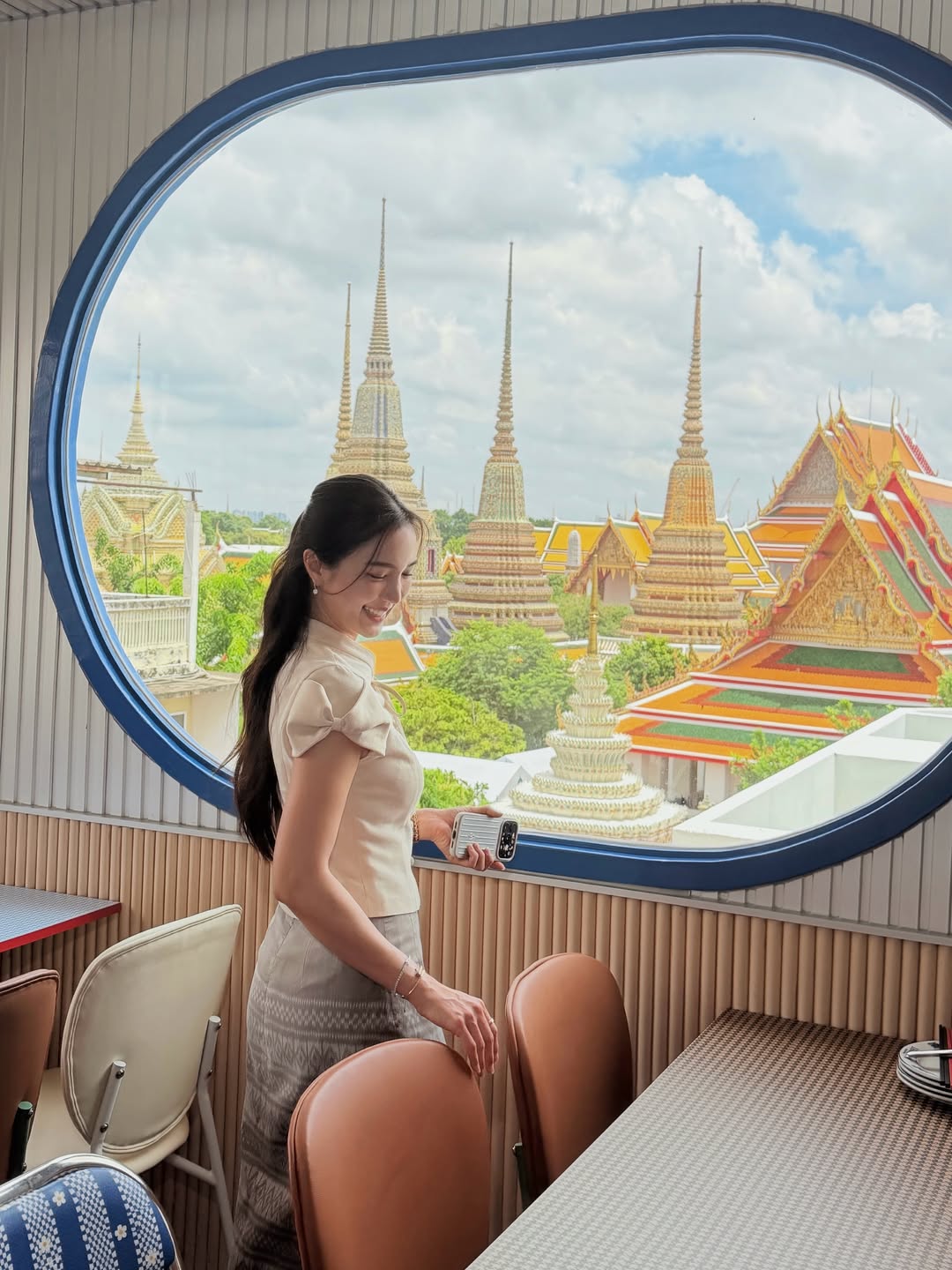 บัว - นลินทิพย์ สกุลอ่องอำไพ