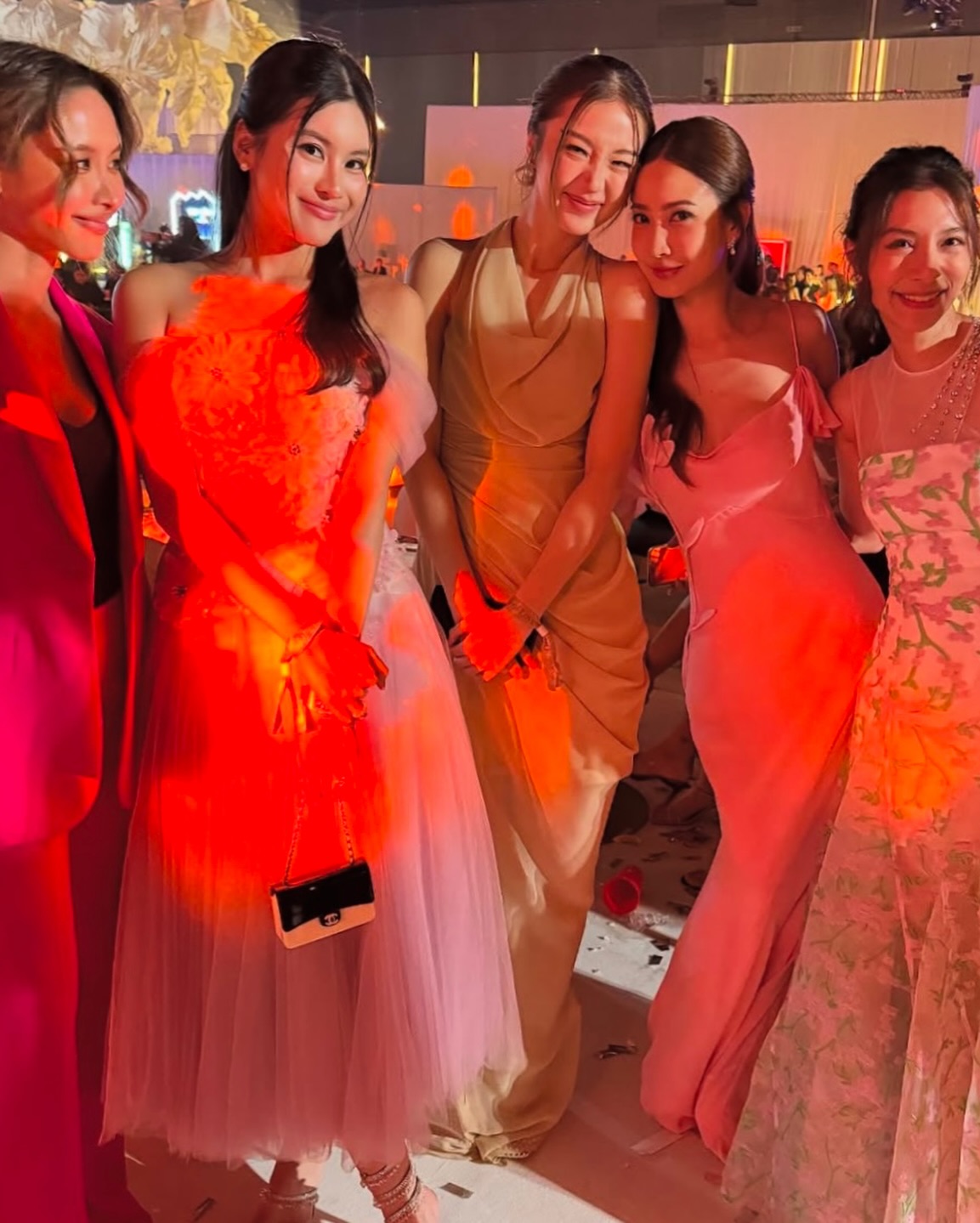 น้ำชา - ชีรณัฐ ยูสานนท์