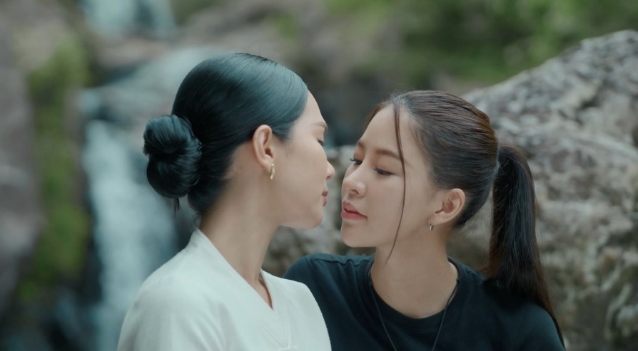 ปุยนุ่น - วรางค์ศิริ ธนจรัสวรภัทร์
