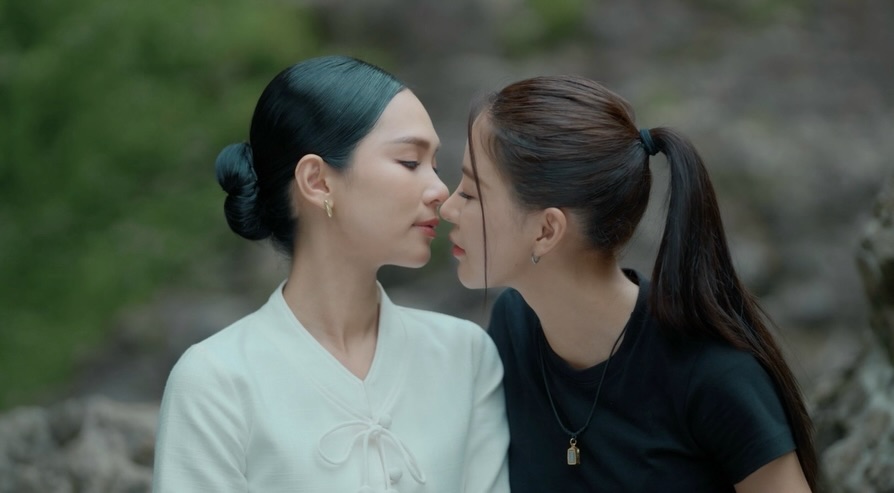 ปุยนุ่น - วรางค์ศิริ ธนจรัสวรภัทร์