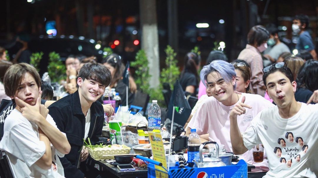 เล - ทะเล สงวนดีกุล