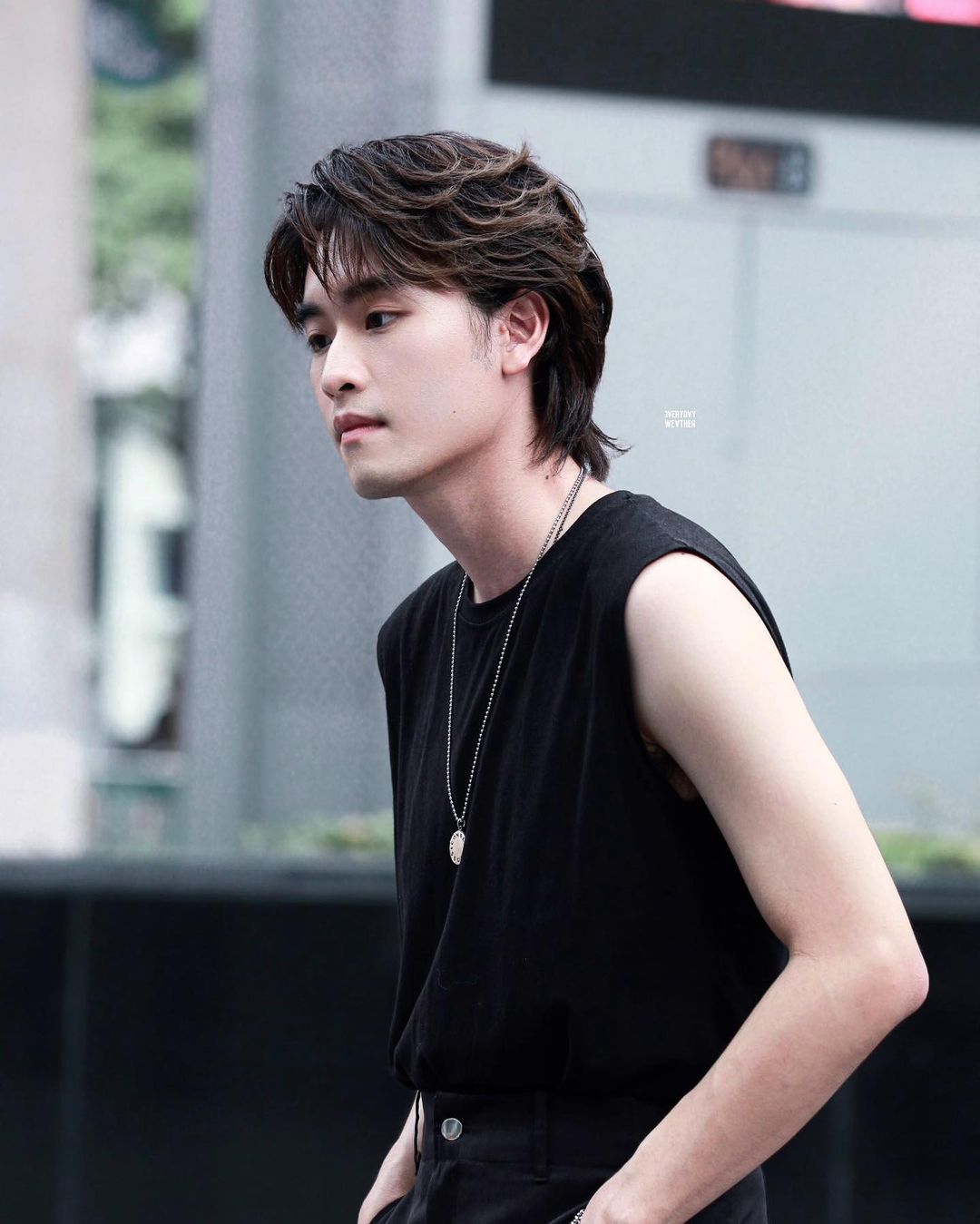 เล - ทะเล สงวนดีกุล