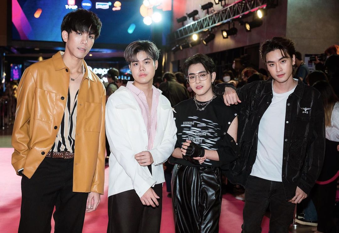 เล - ทะเล สงวนดีกุล