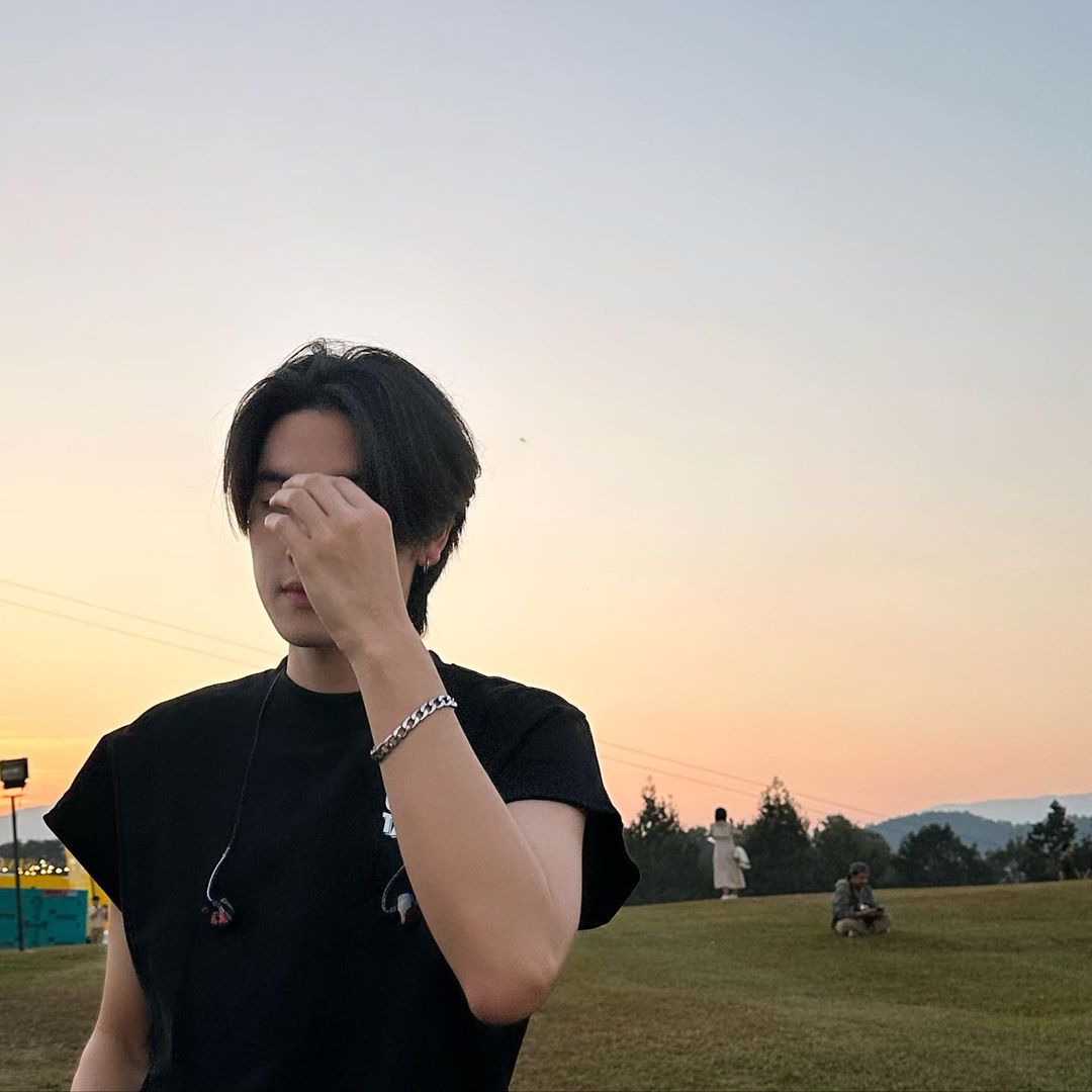 เล - ทะเล สงวนดีกุล