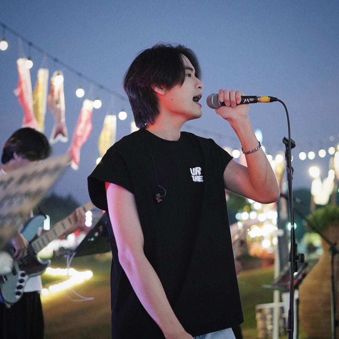 เล - ทะเล สงวนดีกุล