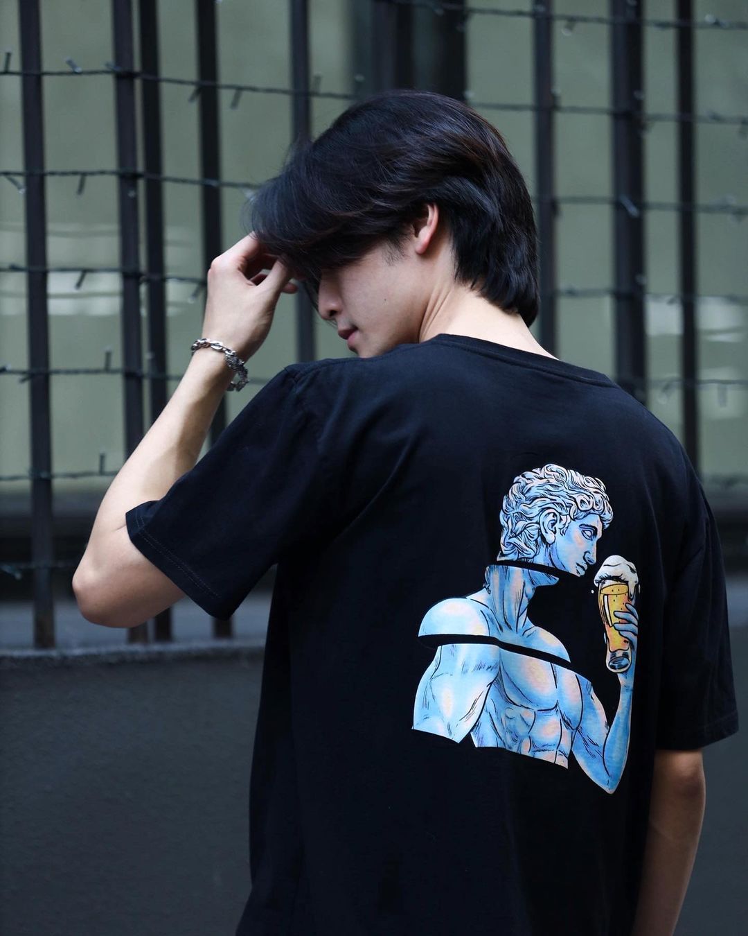 เล - ทะเล สงวนดีกุล