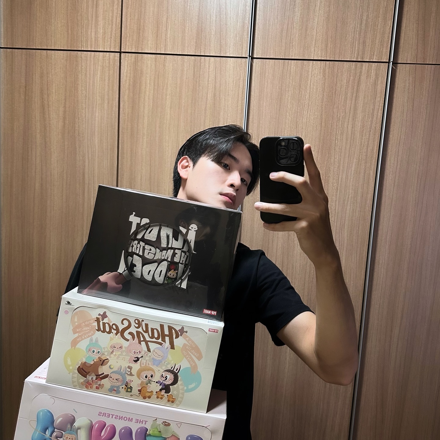 เล - ทะเล สงวนดีกุล