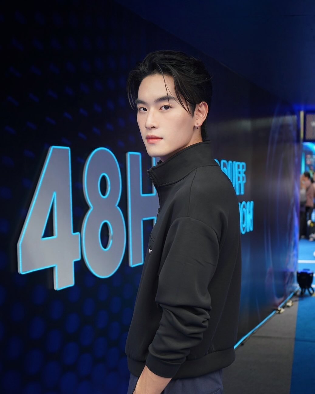 เล - ทะเล สงวนดีกุล