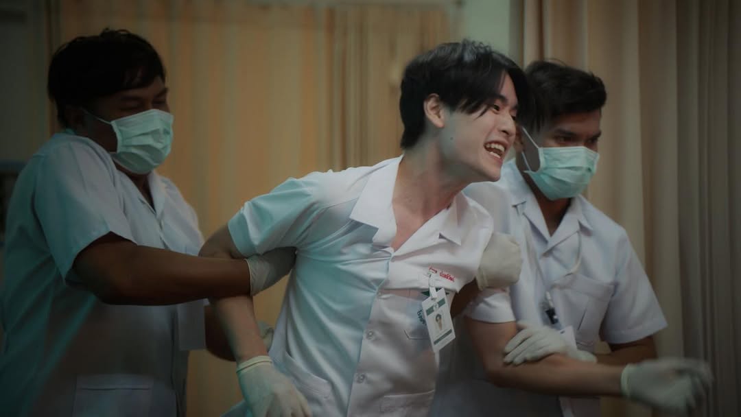 เล - ทะเล สงวนดีกุล