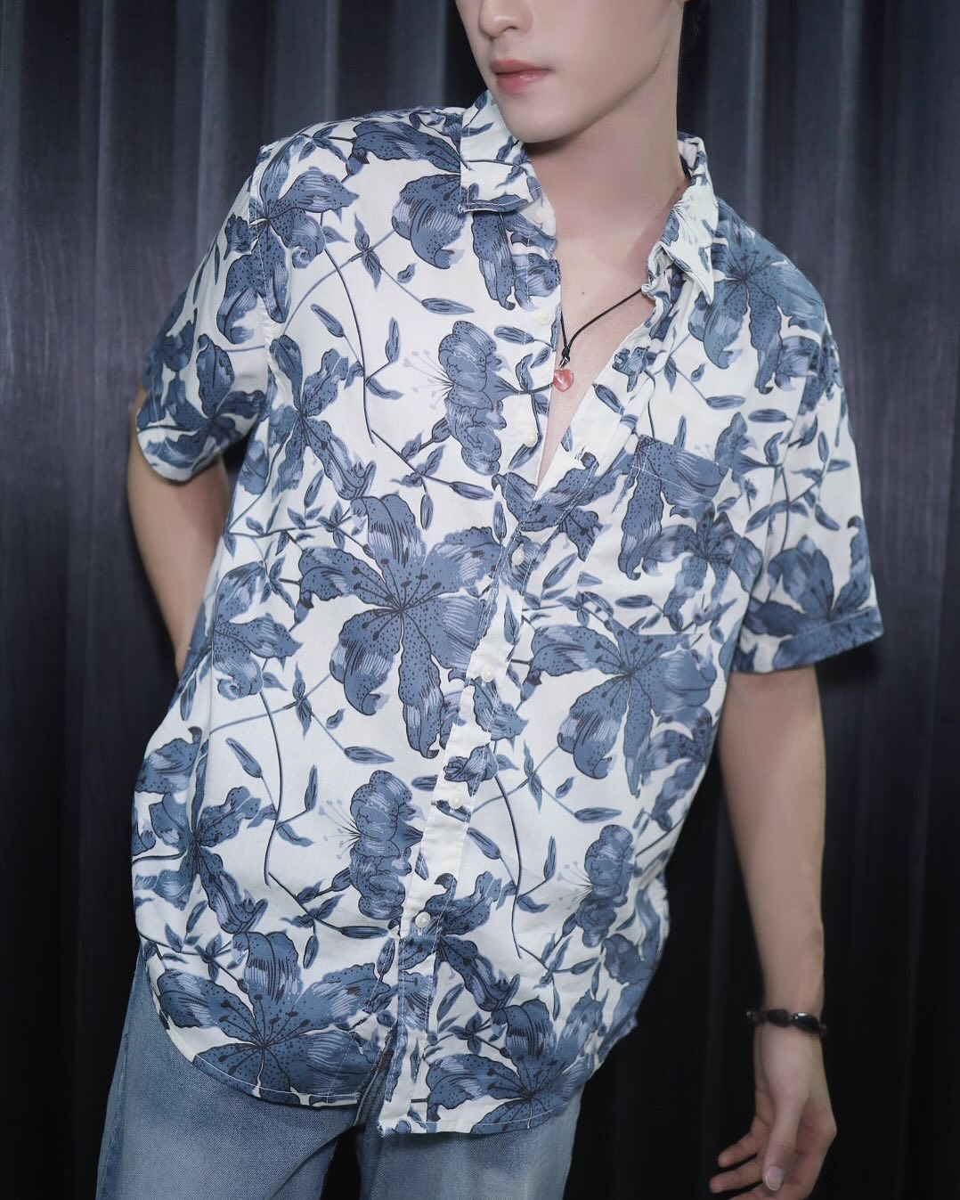 เล - ทะเล สงวนดีกุล