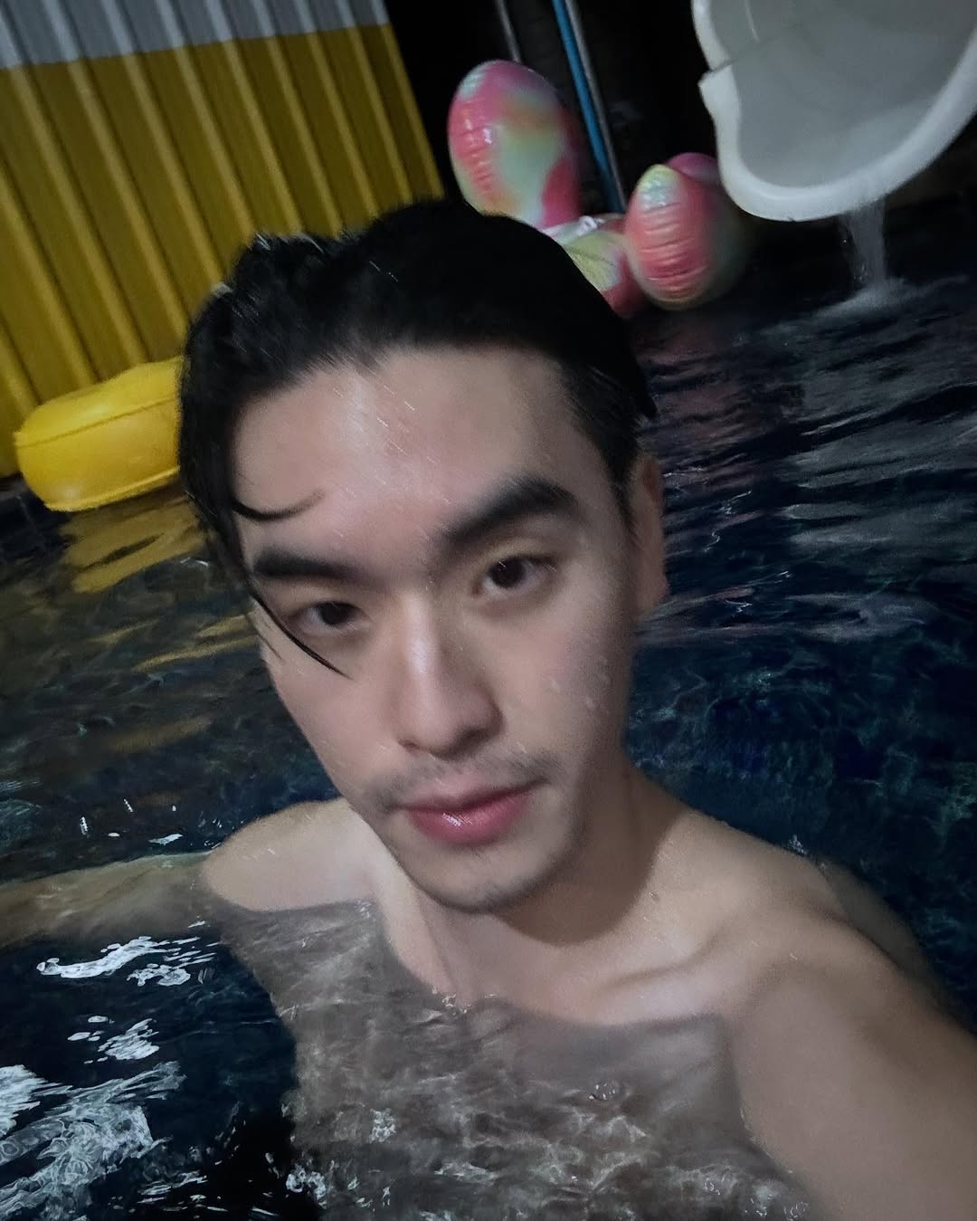 เล - ทะเล สงวนดีกุล
