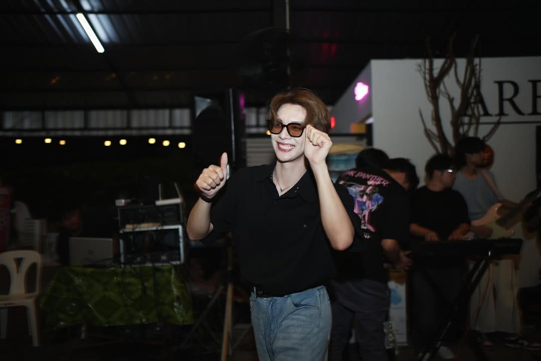 เล - ทะเล สงวนดีกุล