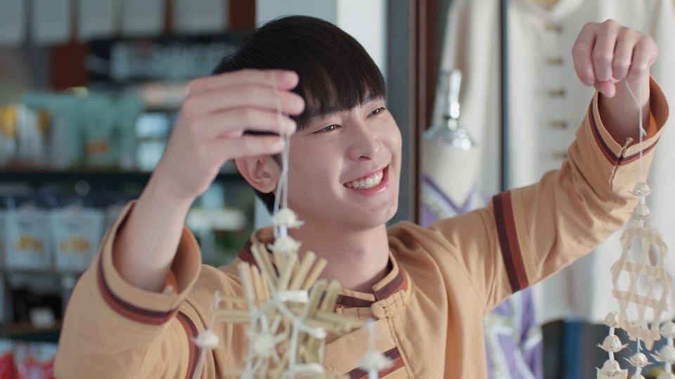 เล - ทะเล สงวนดีกุล