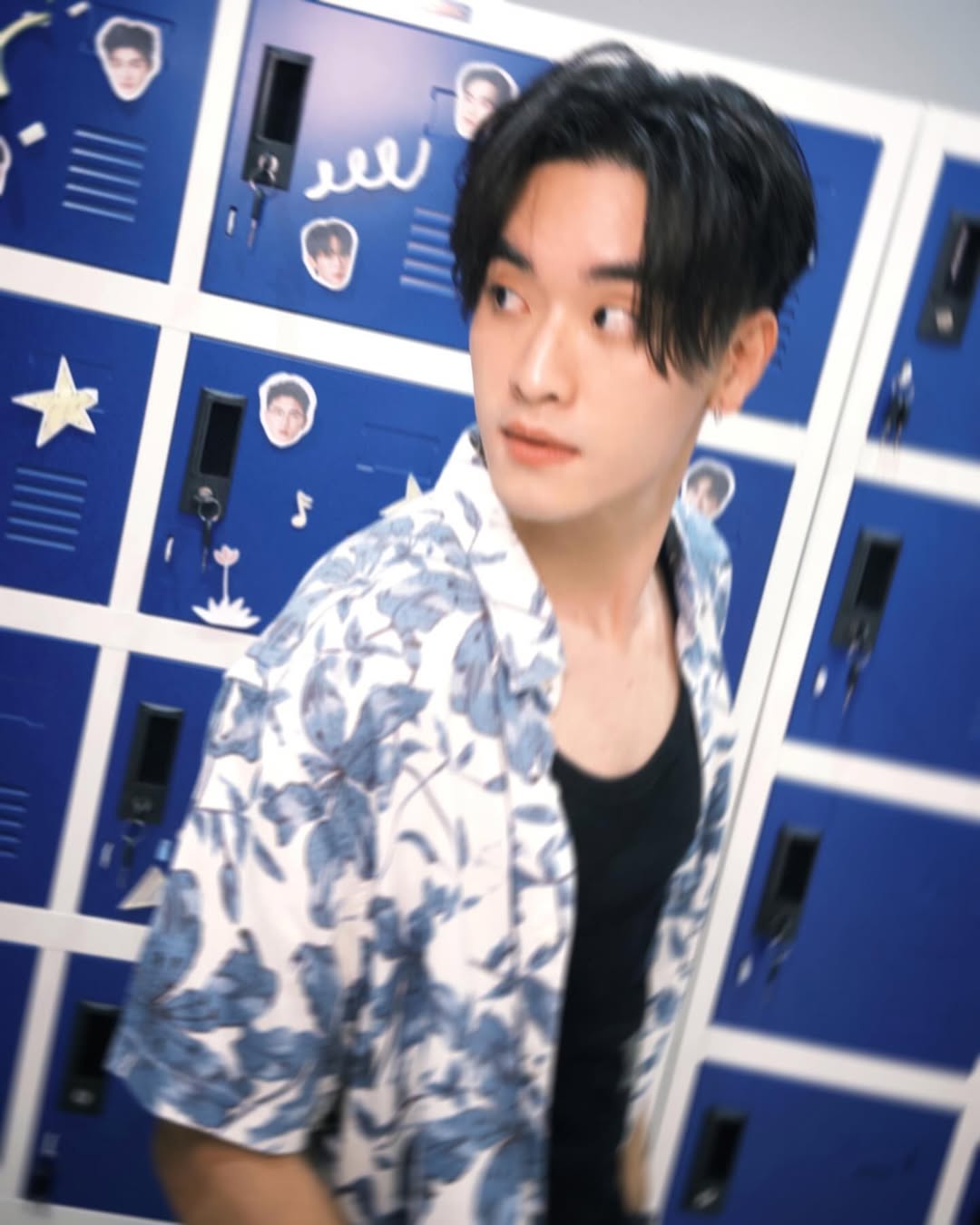 เล - ทะเล สงวนดีกุล