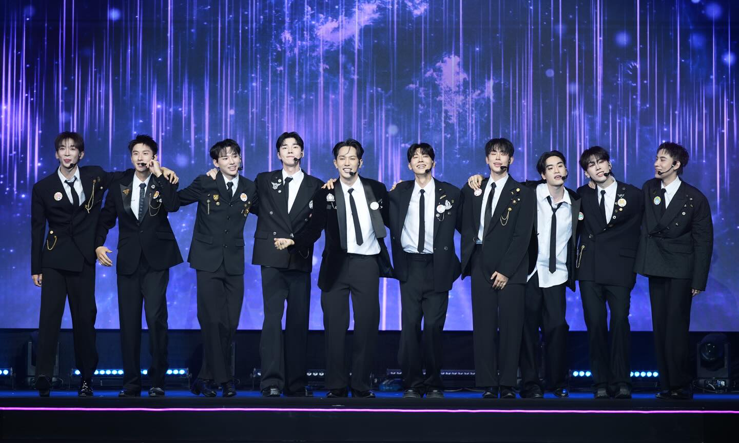 เล - ทะเล สงวนดีกุล