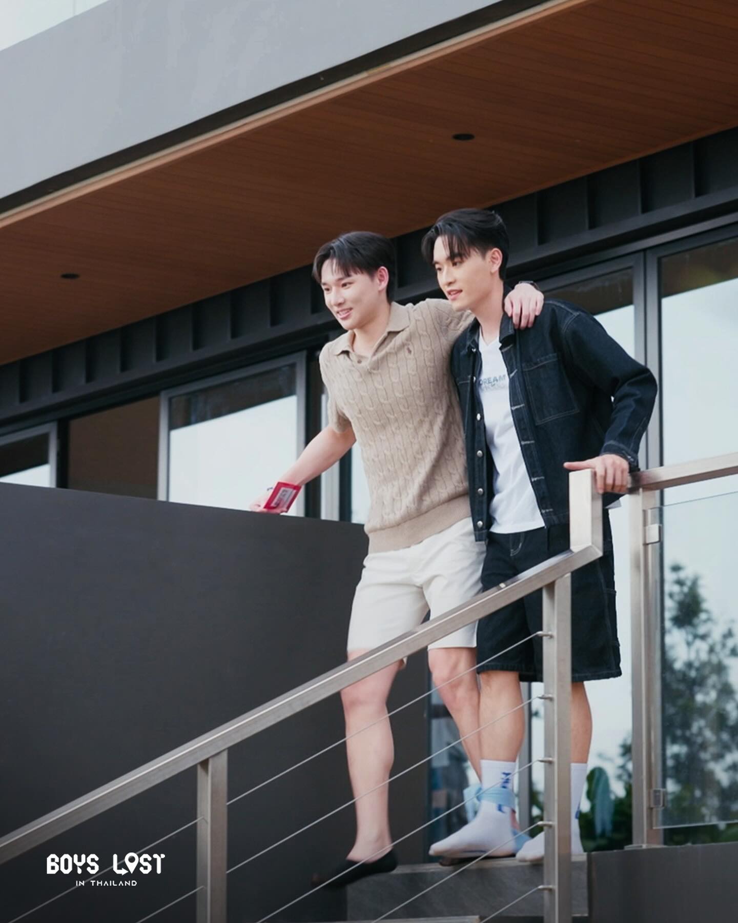 เล - ทะเล สงวนดีกุล