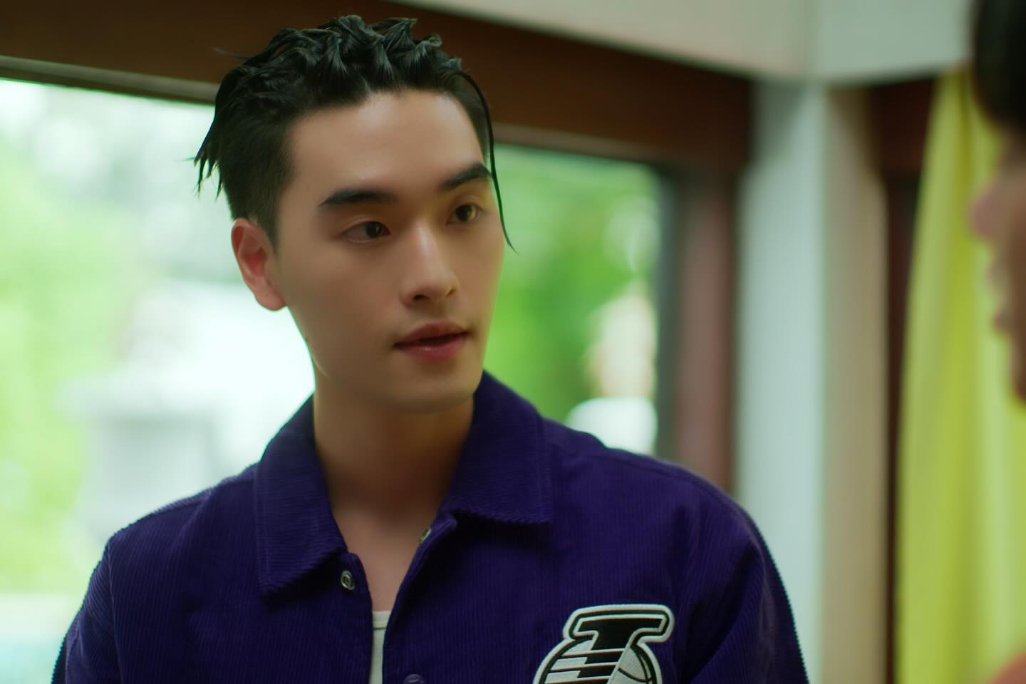 เล - ทะเล สงวนดีกุล