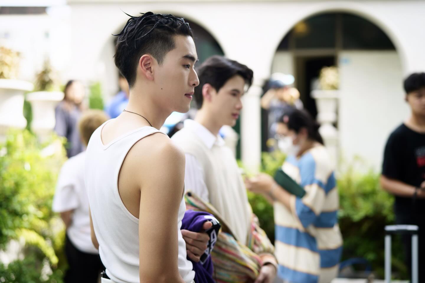 เล - ทะเล สงวนดีกุล