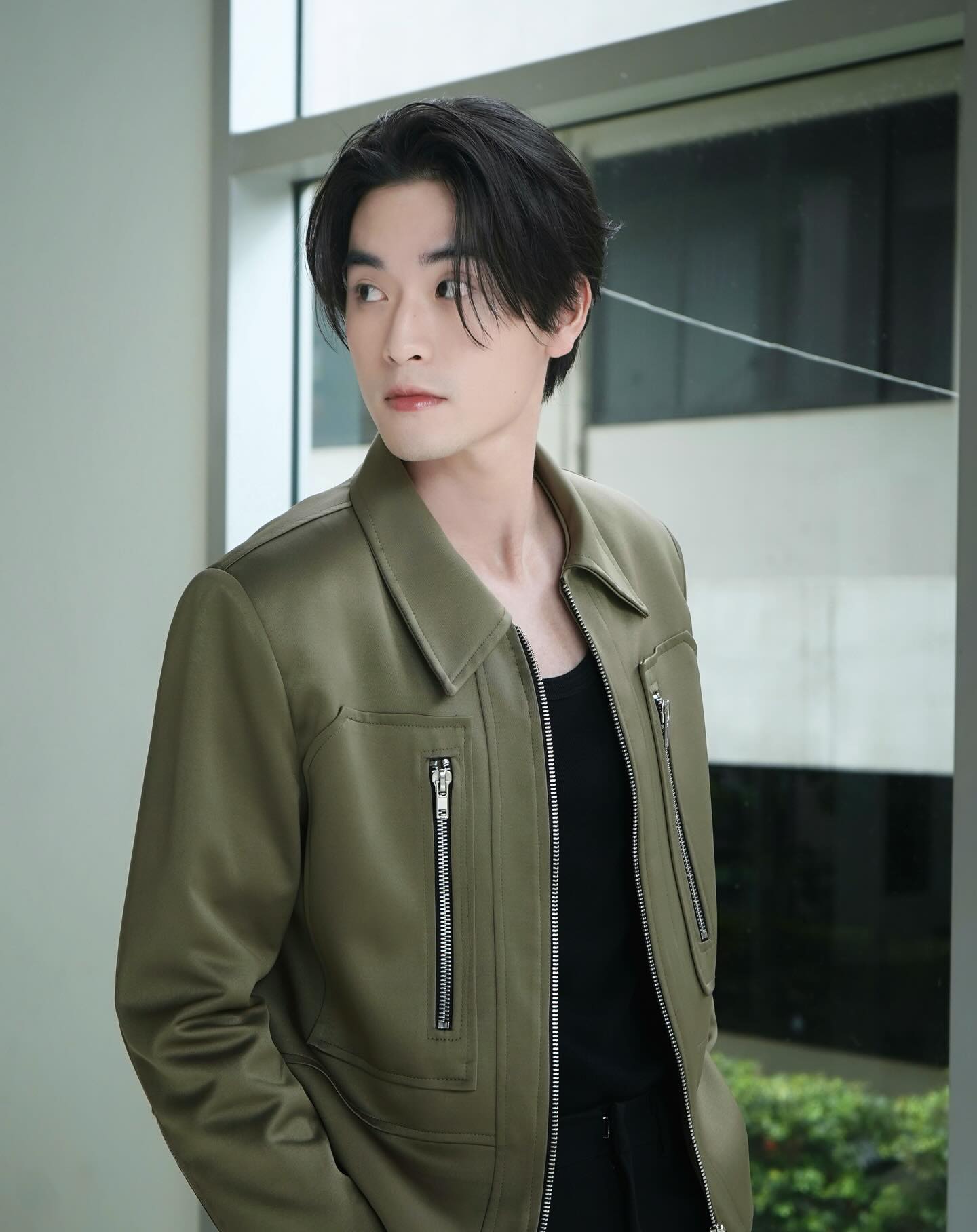 เล - ทะเล สงวนดีกุล