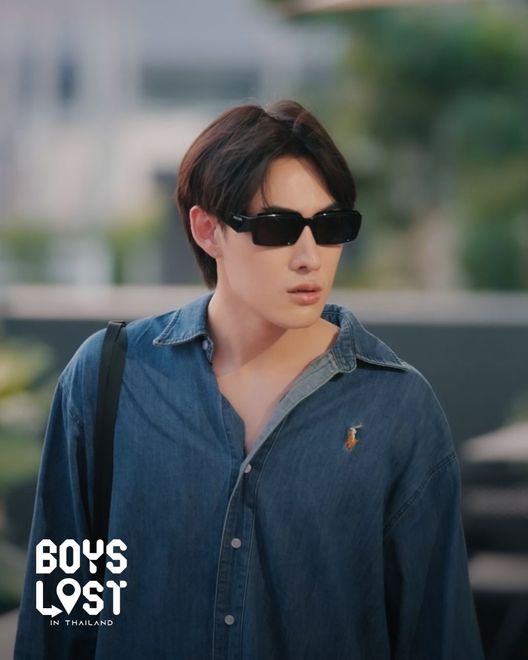 เล - ทะเล สงวนดีกุล