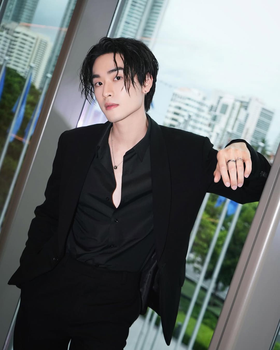 เล - ทะเล สงวนดีกุล
