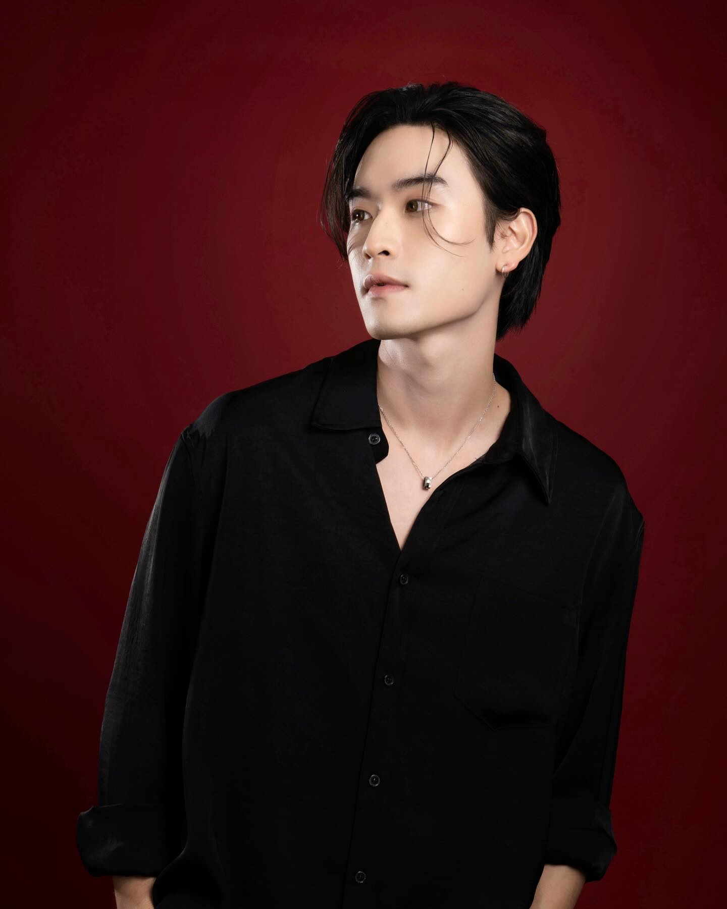 เล - ทะเล สงวนดีกุล