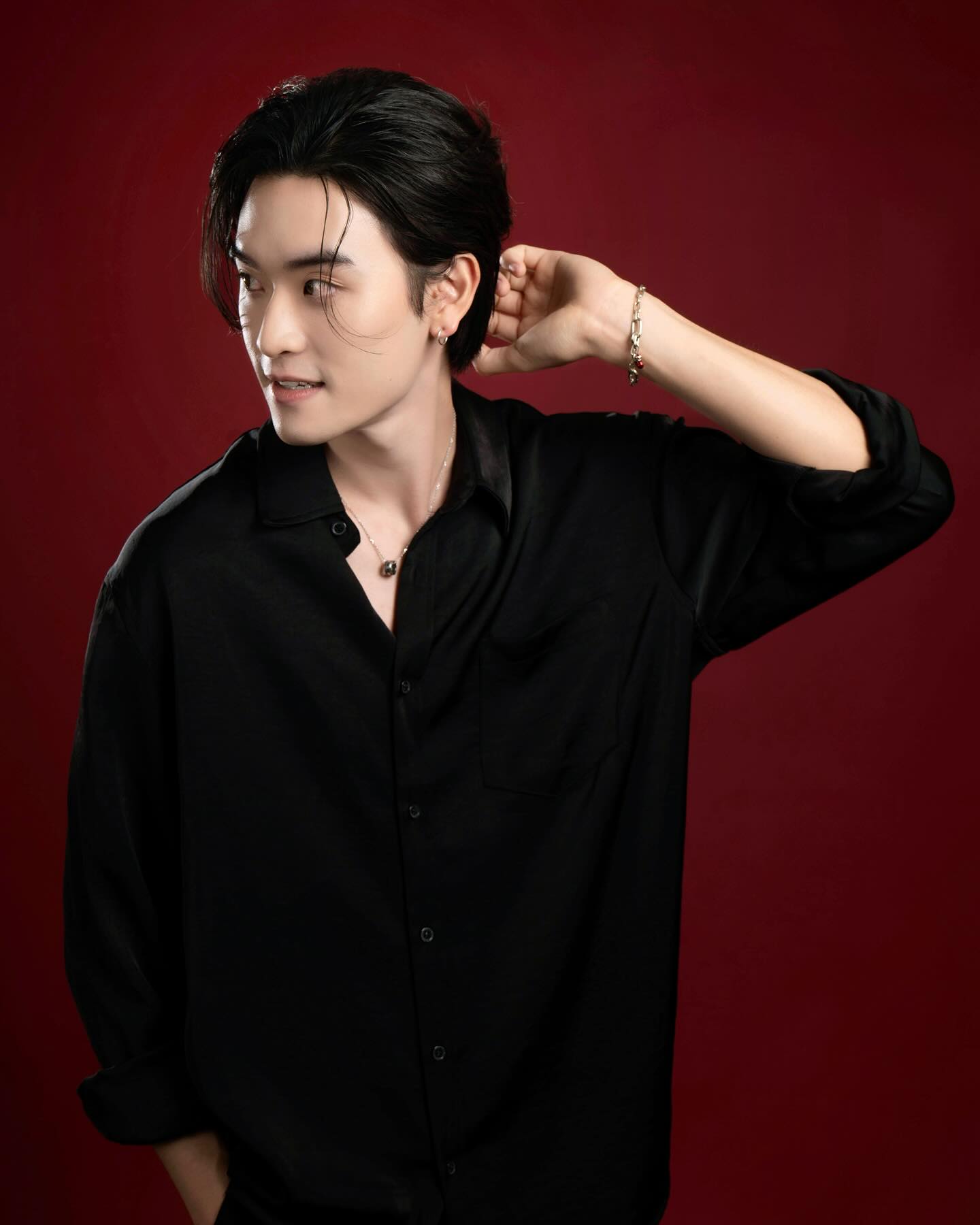 เล - ทะเล สงวนดีกุล