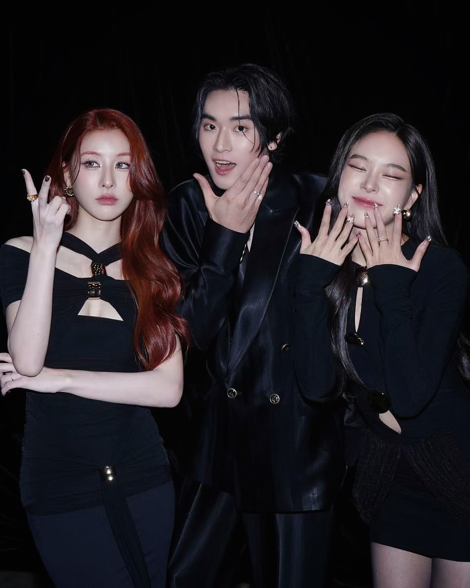 เล - ทะเล สงวนดีกุล