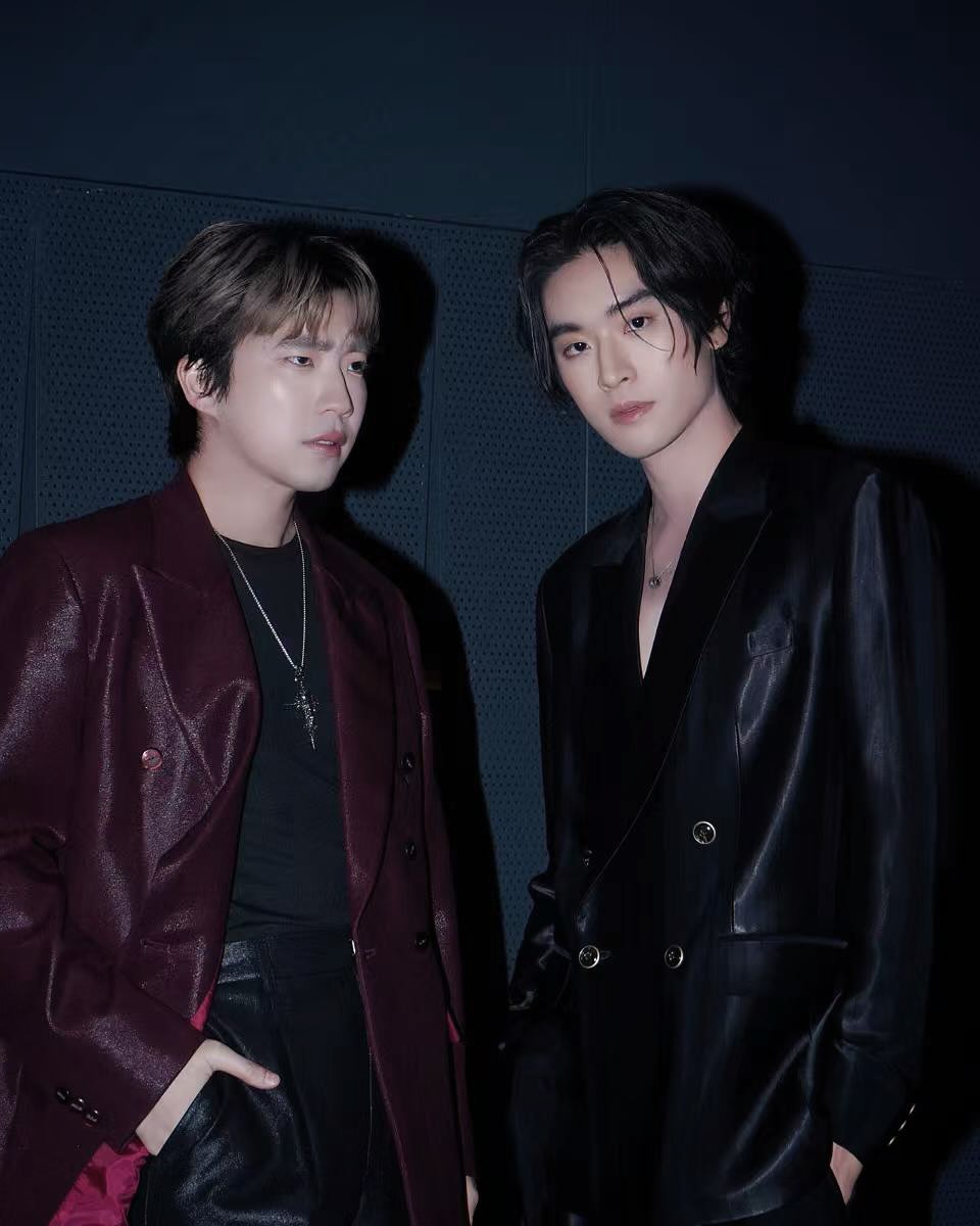 เล - ทะเล สงวนดีกุล