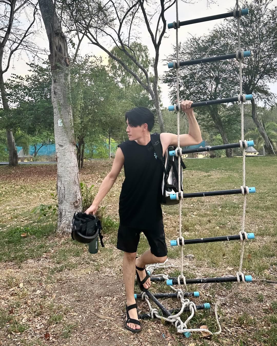 เล - ทะเล สงวนดีกุล