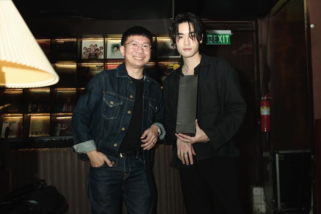 เล - ทะเล สงวนดีกุล