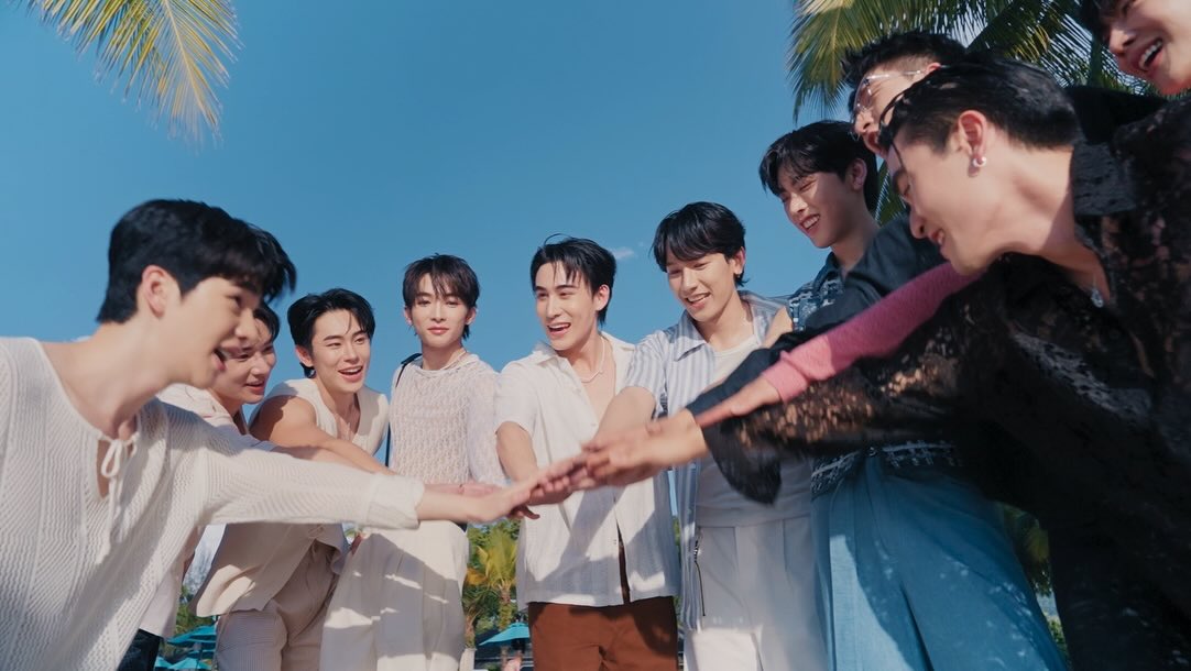 เล - ทะเล สงวนดีกุล