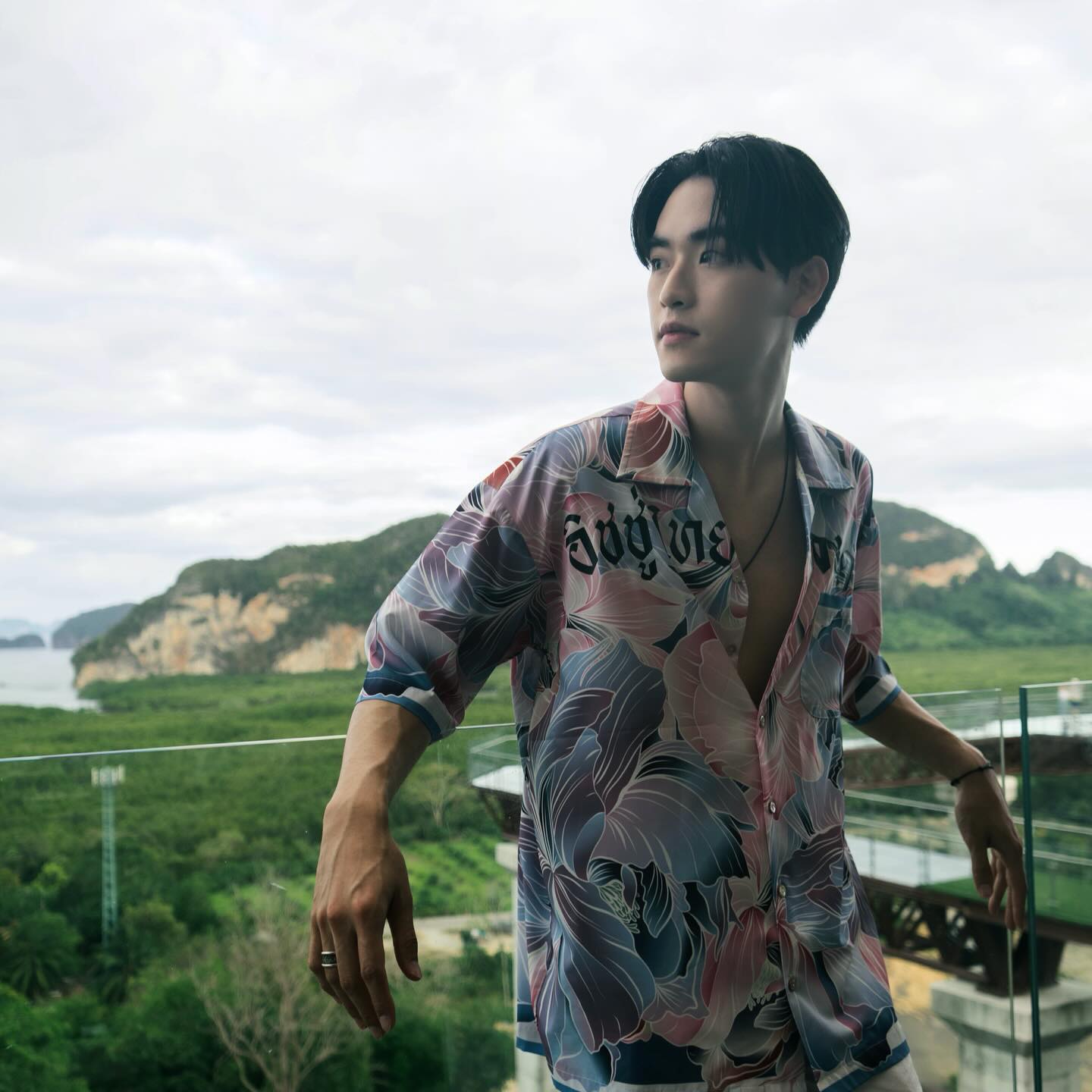 เล - ทะเล สงวนดีกุล