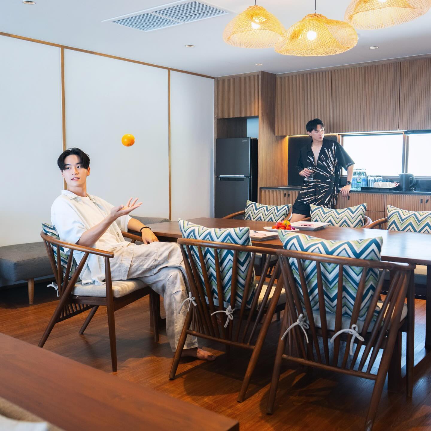 เล - ทะเล สงวนดีกุล