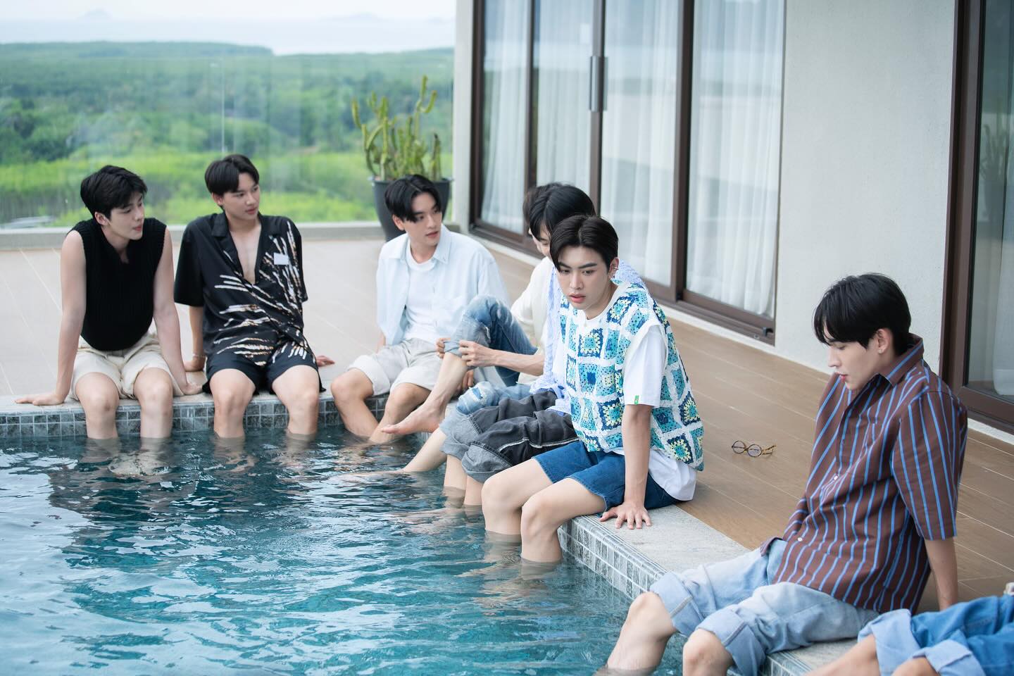 เล - ทะเล สงวนดีกุล