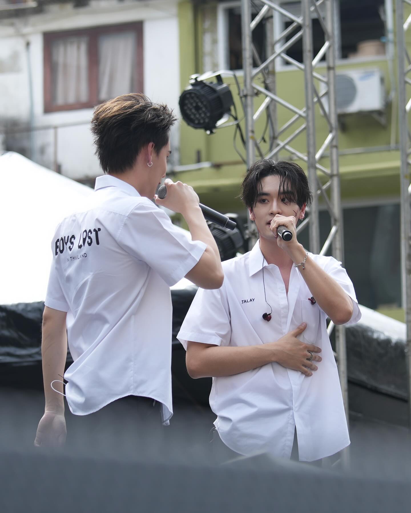 เล - ทะเล สงวนดีกุล