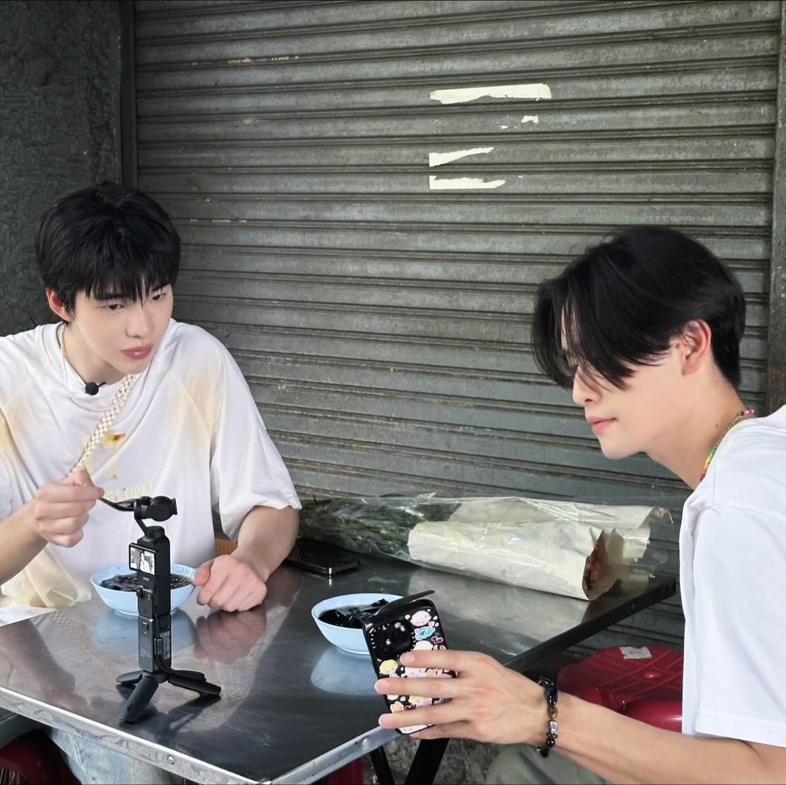 เล - ทะเล สงวนดีกุล