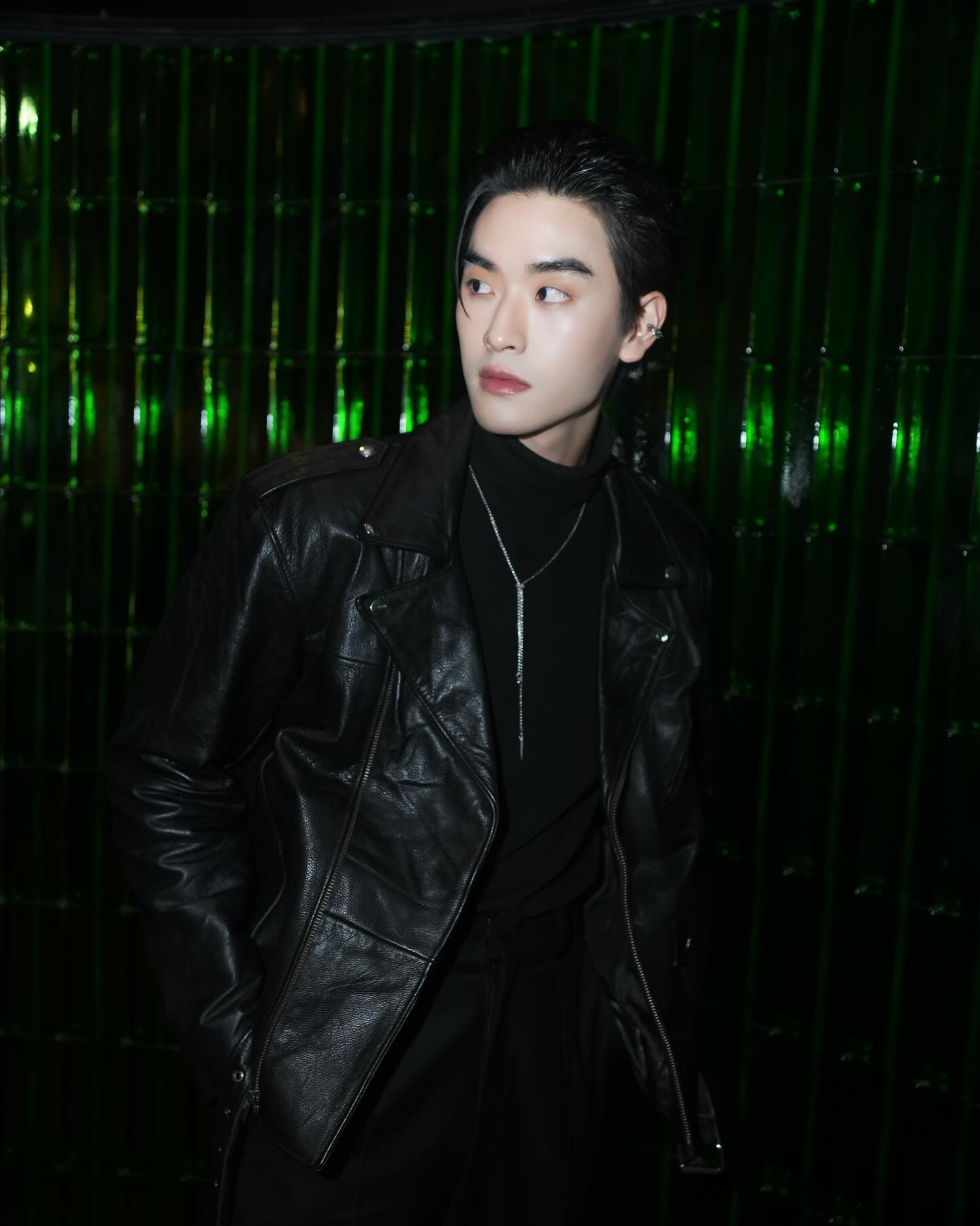 เล - ทะเล สงวนดีกุล