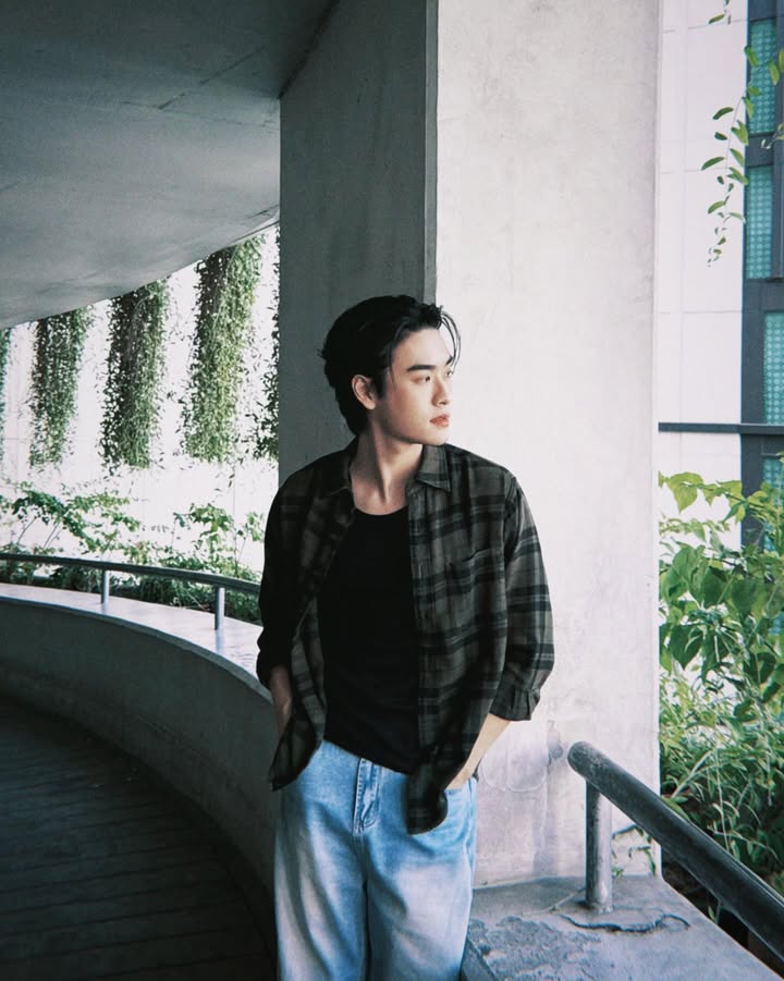 เล - ทะเล สงวนดีกุล