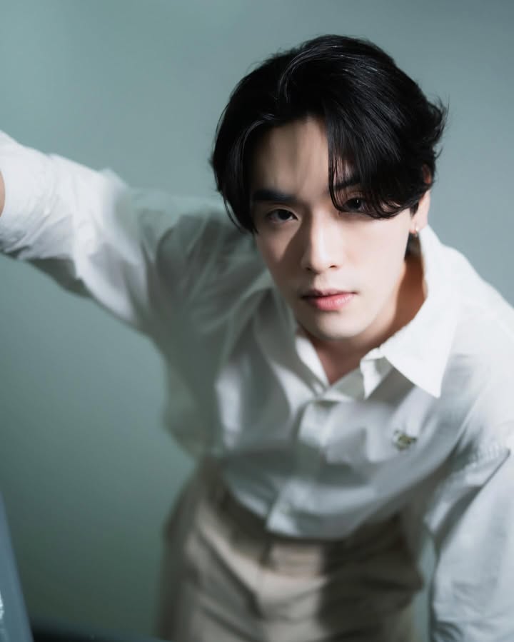 เล - ทะเล สงวนดีกุล