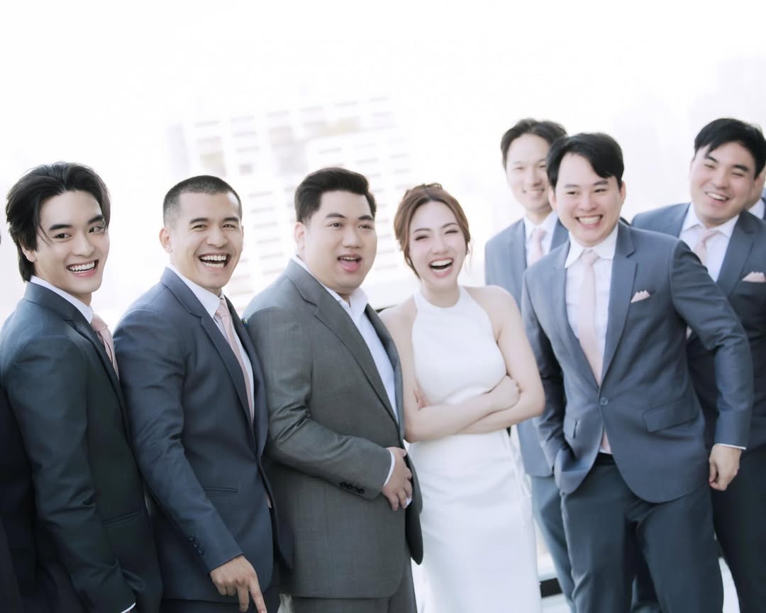 เล - ทะเล สงวนดีกุล