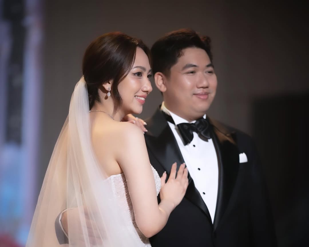 เล - ทะเล สงวนดีกุล