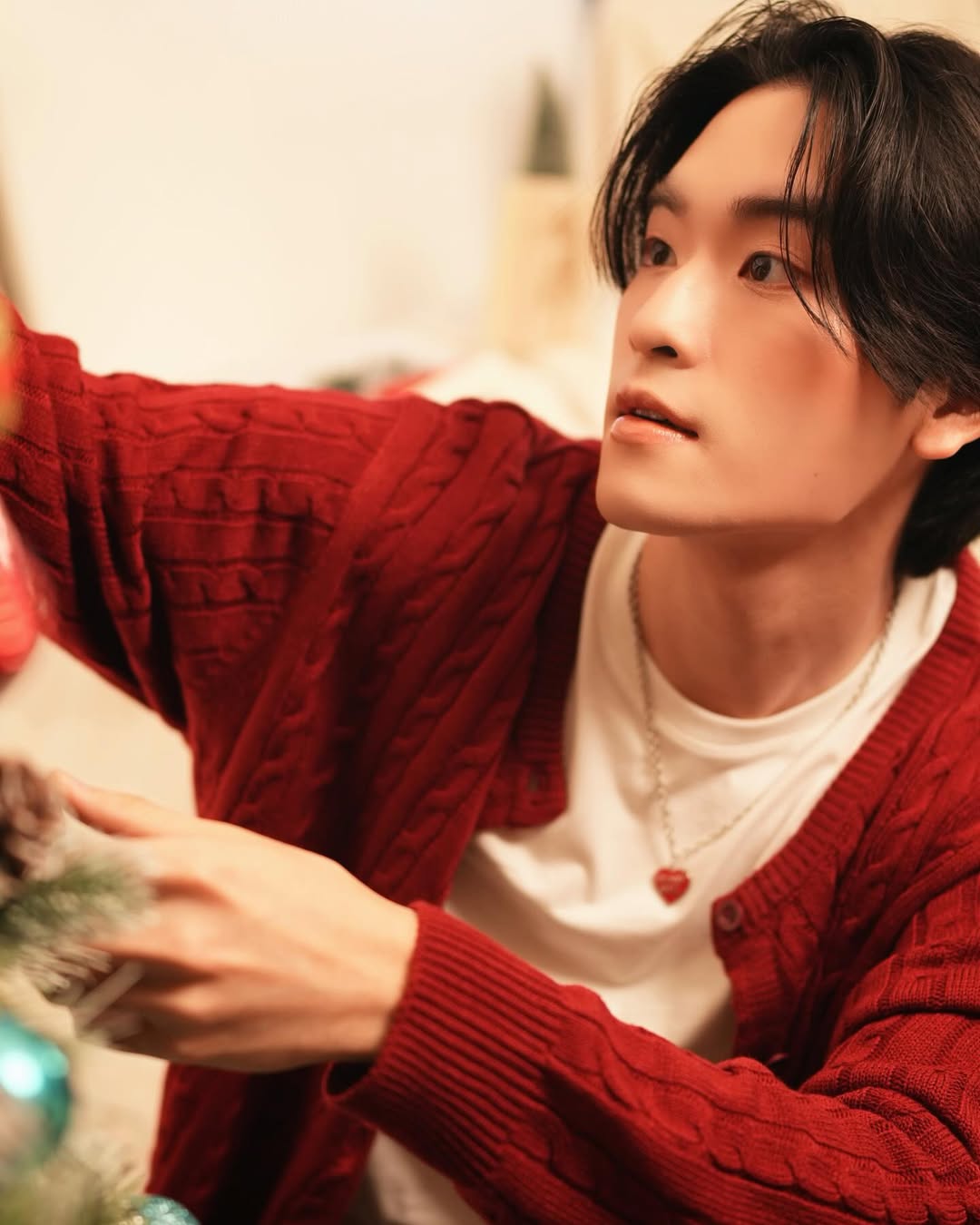 เล - ทะเล สงวนดีกุล