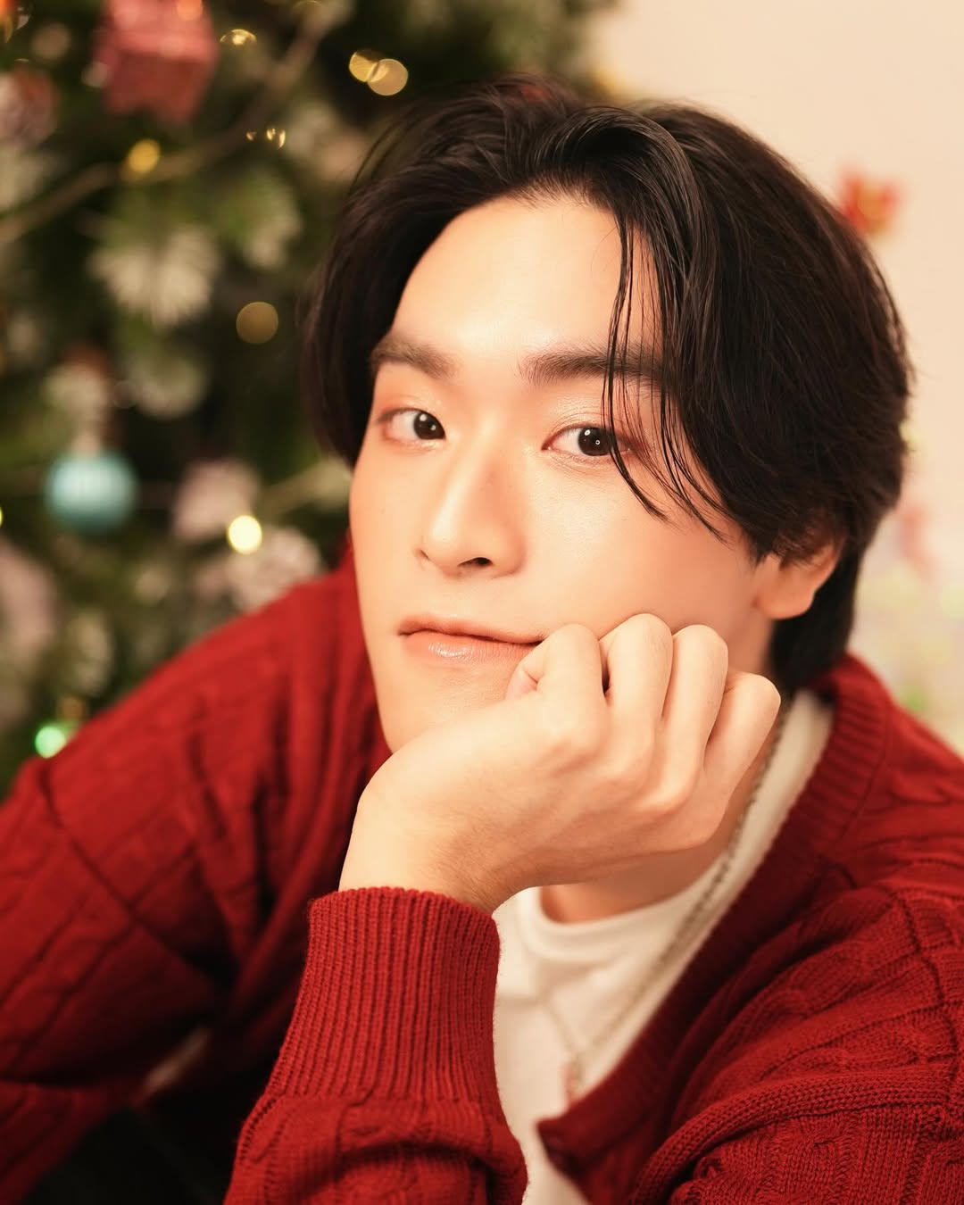 เล - ทะเล สงวนดีกุล