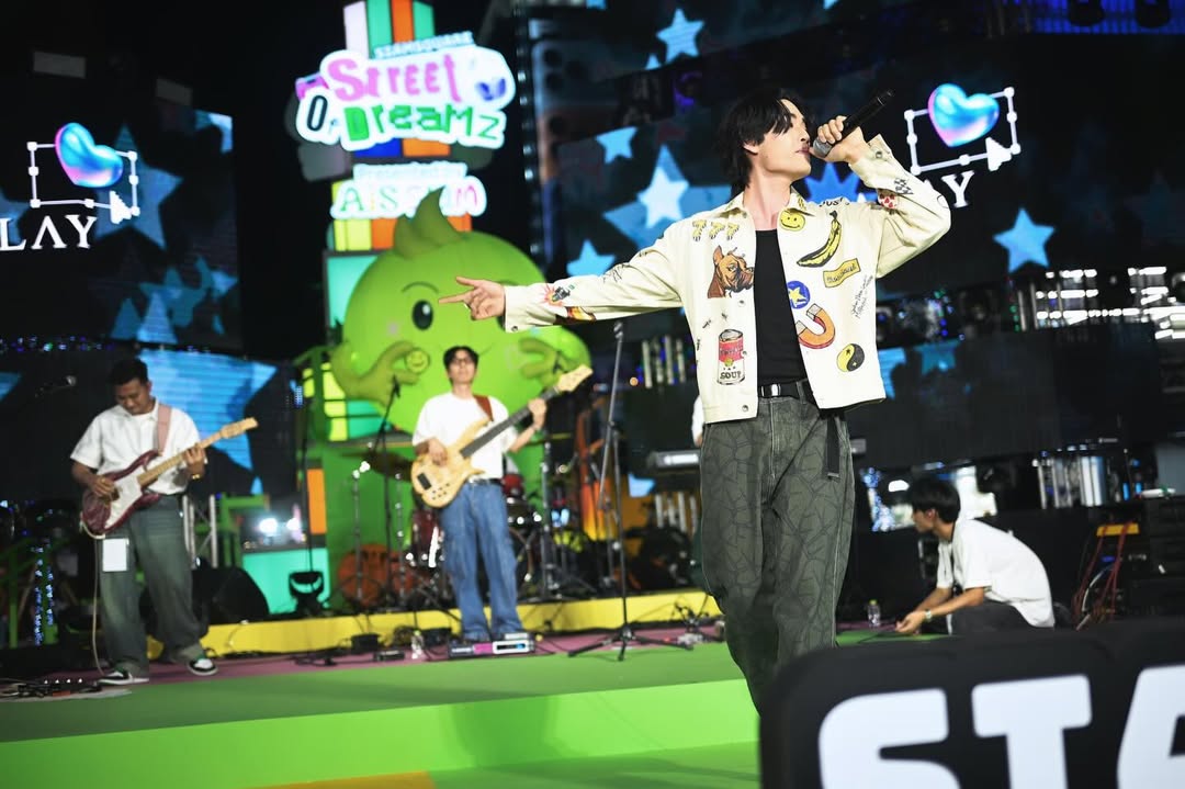 เล - ทะเล สงวนดีกุล